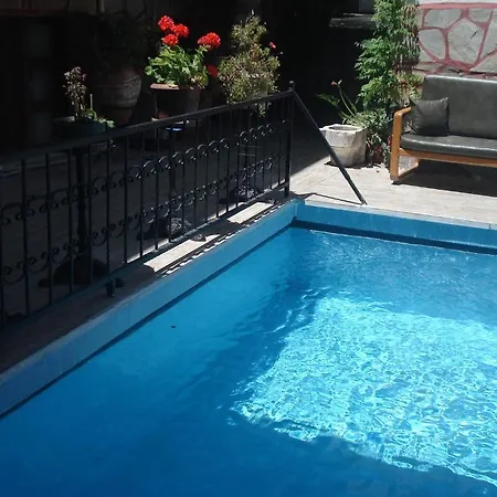Sezgin's Guest house *